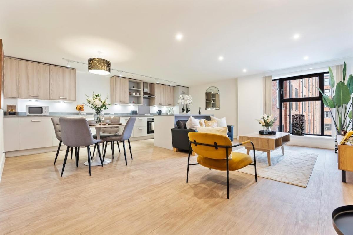 The Grand Penthouse - Luxury - Sleeps 4